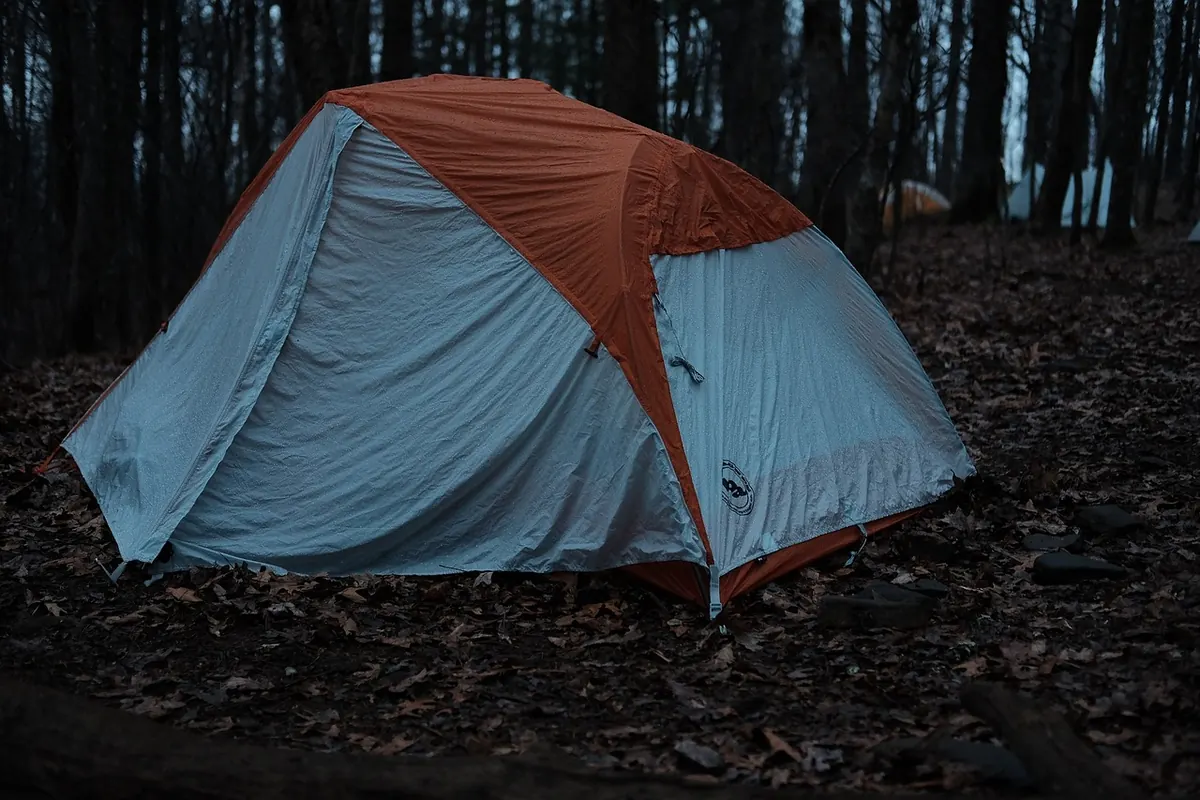 Seasonal Camping in the UK: What Changes from Spring to Winter